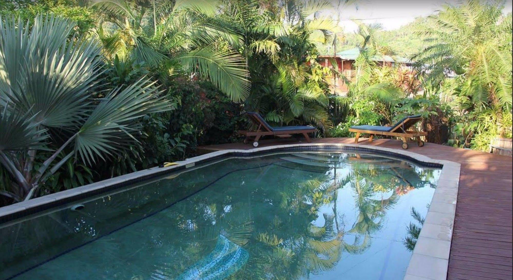 Lynn'S Getaway Hotel Apia Exterior photo